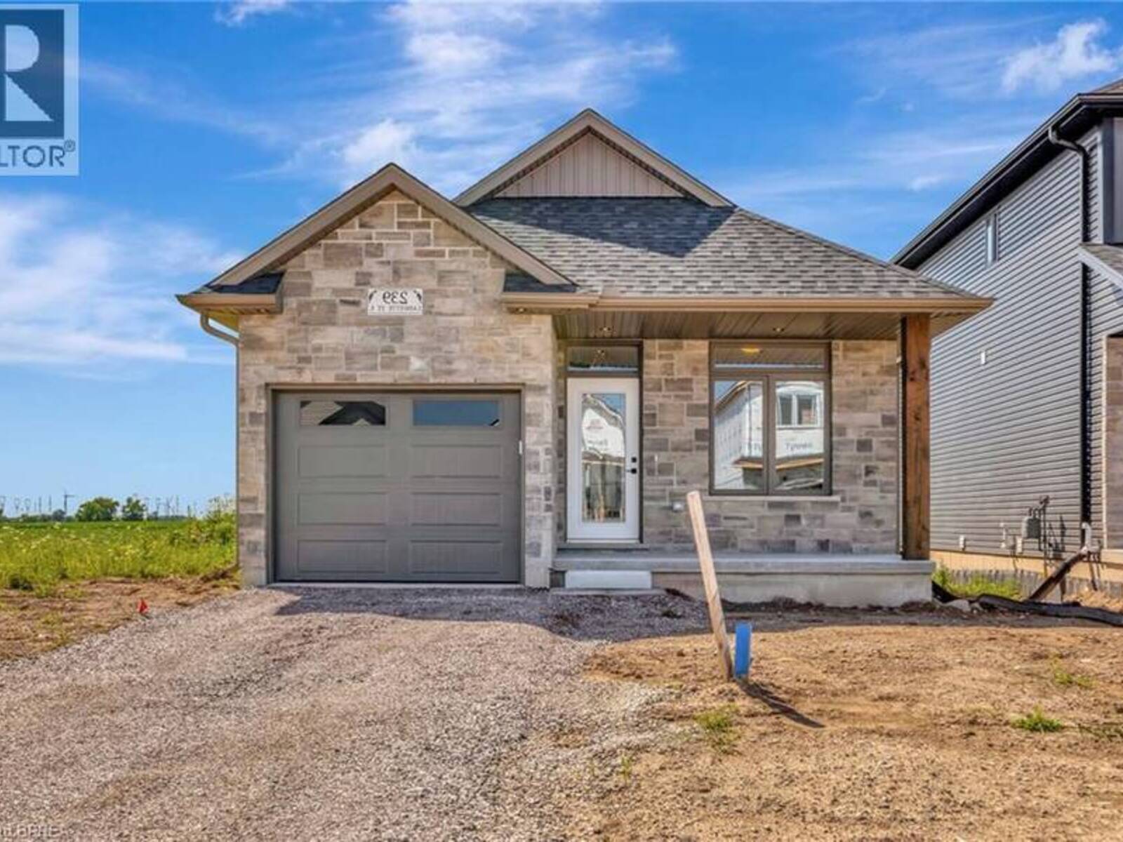 227 E LAFAYETTE Street E, Jarvis, Ontario N0A 1J0