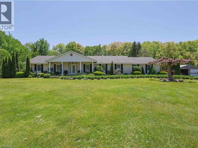 386 RADICAL Road Port Dover Ontario, N4Y 4K2 - 6 Bedrooms Home For Sale