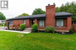 30 PROCTOR Avenue | Brantford Ontario | Slide Image Four