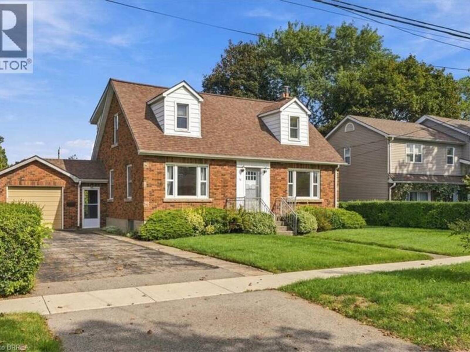 76 HENDERSON Avenue, Brantford, Ontario N3R 4V9