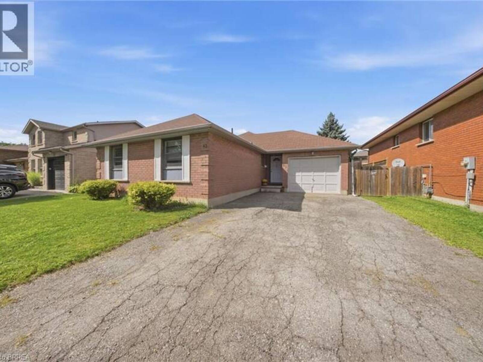 43 RUFFIAN Road, Brantford, Ontario N3P 1R5