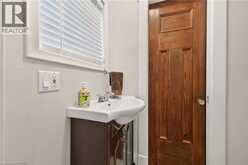29 LORNE Crescent | Brantford Ontario | Slide Image Nineteen