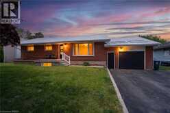 212 HAMILTON Drive | Stayner Ontario | Slide Image Four
