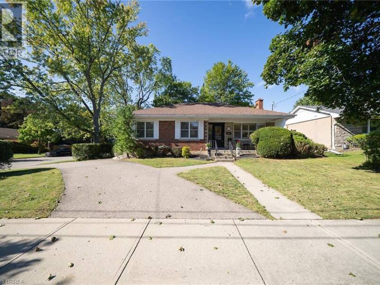 57 DEVON Street, Brantford, Ontario N3R 1M5