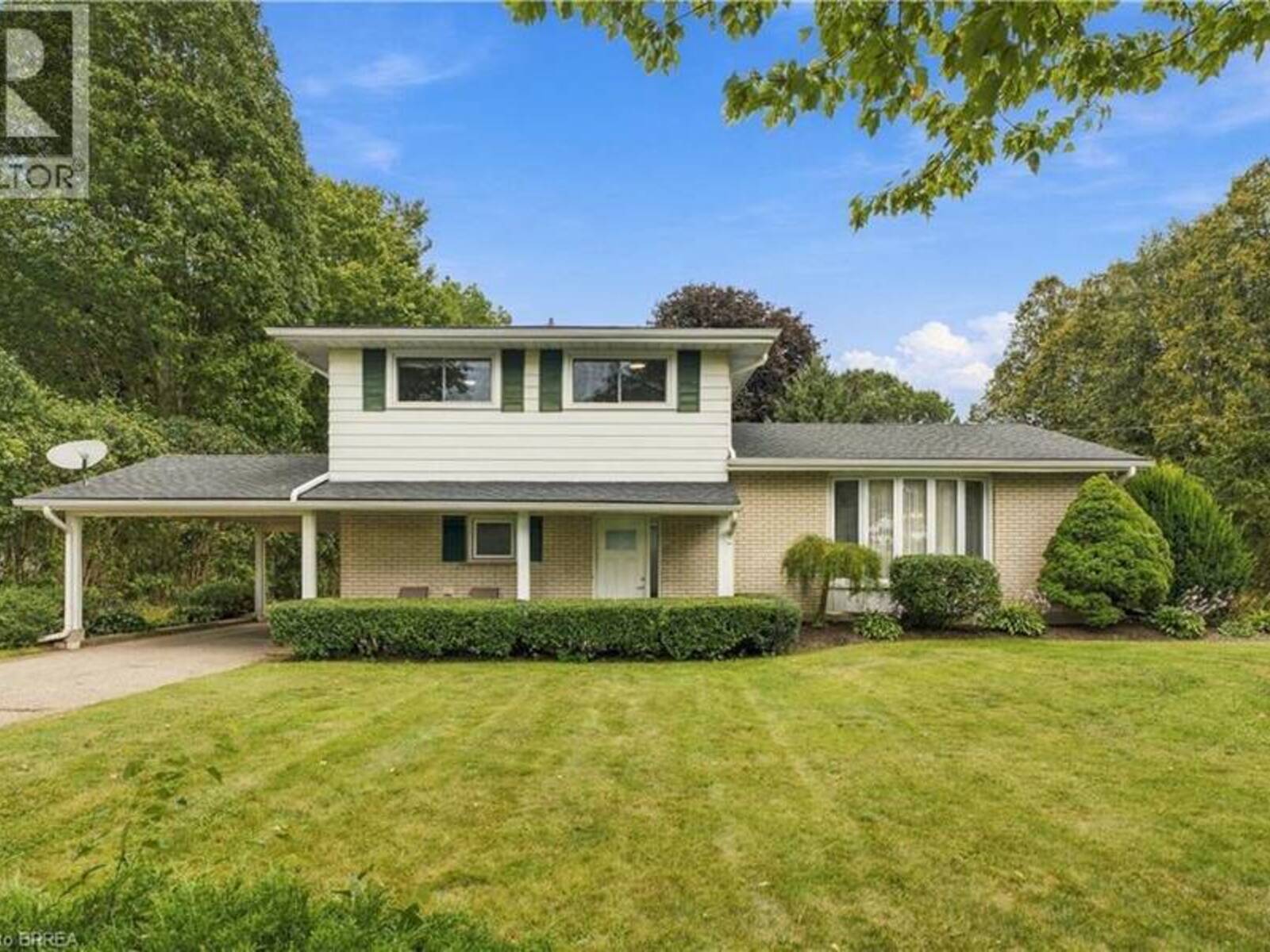 638 OAK PARK Road, Brantford, Ontario N3T 5L8