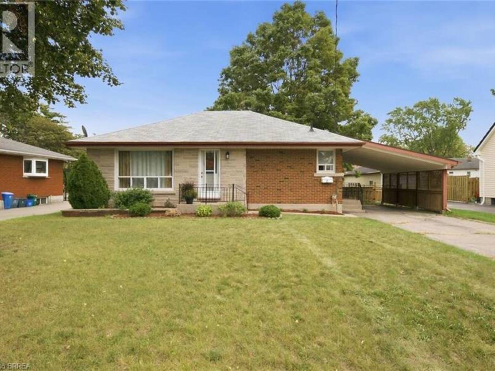 6 EVELYN Street, Brantford, Ontario N3R 3G9