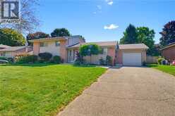 27 BRIER Crescent | Brantford Ontario | Slide Image Five