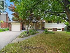 15 CANARY Drive Brantford Ontario, N3R 6G2