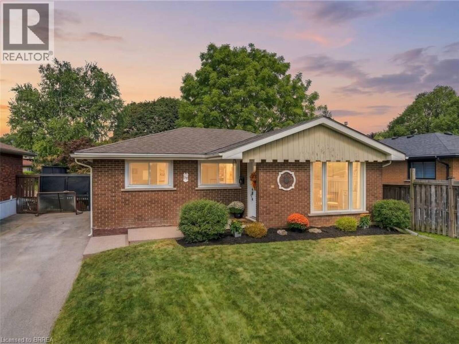 47 BUCKINGHAM Street, Brantford, Ontario N3R 3B2