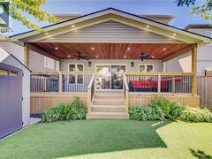 11 OLDHAM Avenue Paris Ontario, N3L 3E2