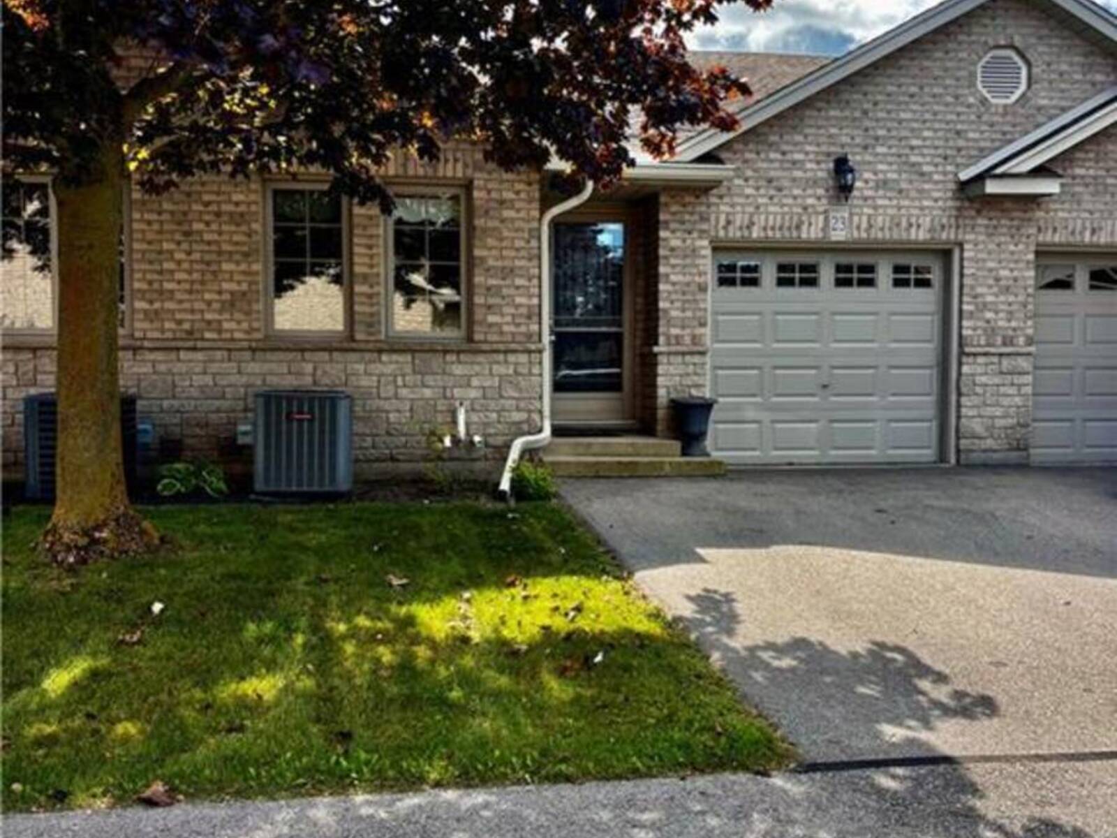 24 GRIFFITHS Drive Unit# 23, Paris, Ontario N3L 4C5