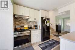 11 REDWOOD Road | Brantford Ontario | Slide Image Eight