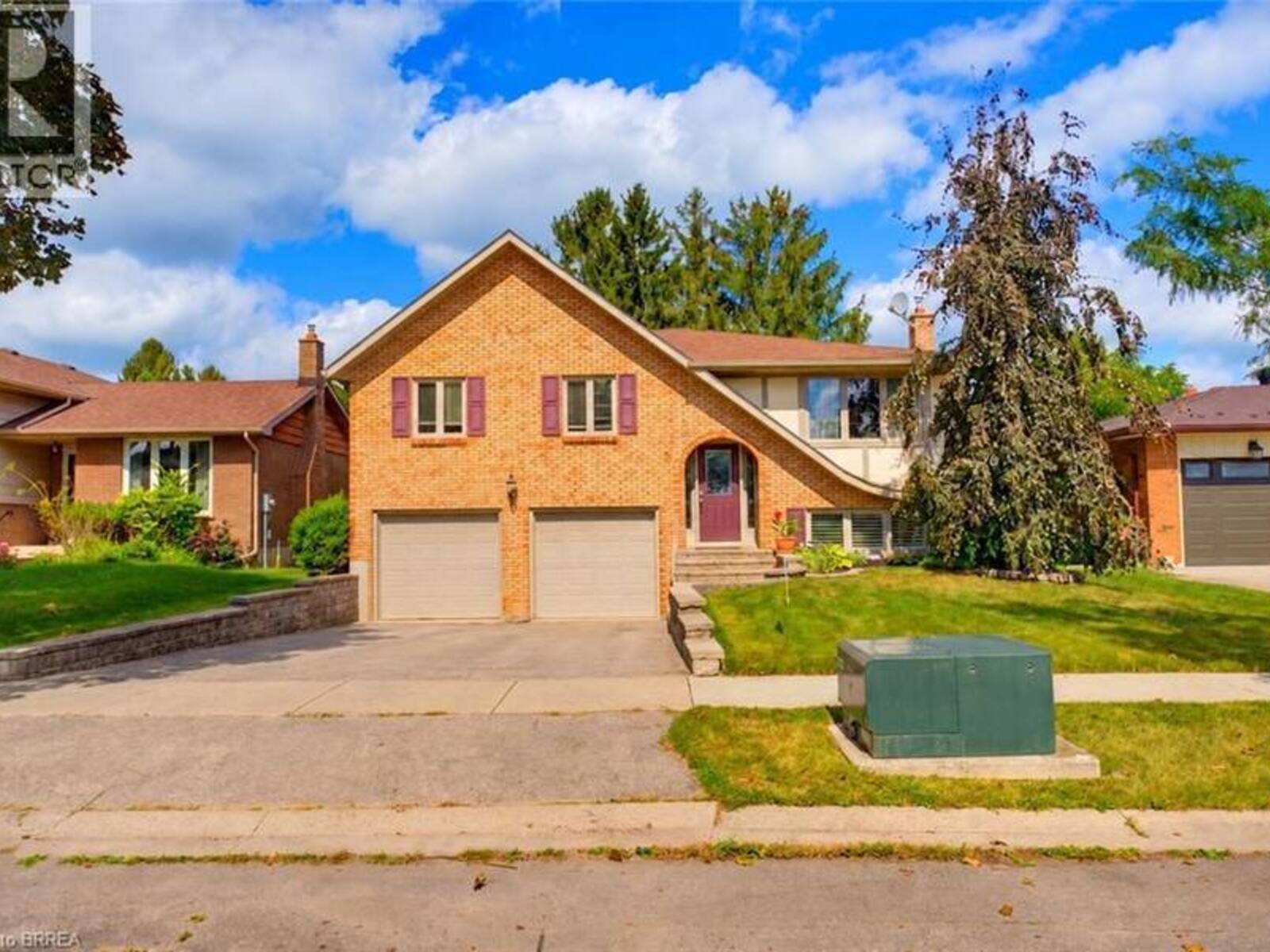 32 WEDGEWOOD Drive, Brantford, Ontario N3R 6J3