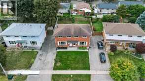 33 COACHWOOD Road | Brantford Ontario | Slide Image Thirty