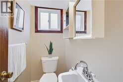 35 COACHWOOD Road | Brantford Ontario | Slide Image Nine