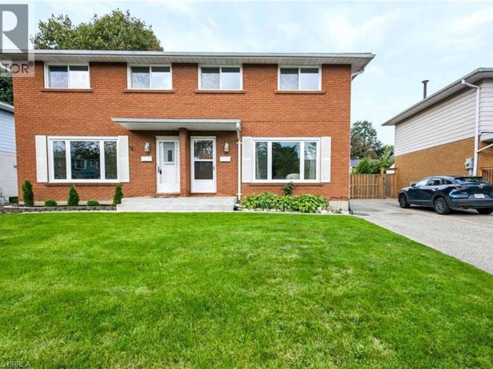 35 COACHWOOD Road, Brantford, Ontario N3R 3R5