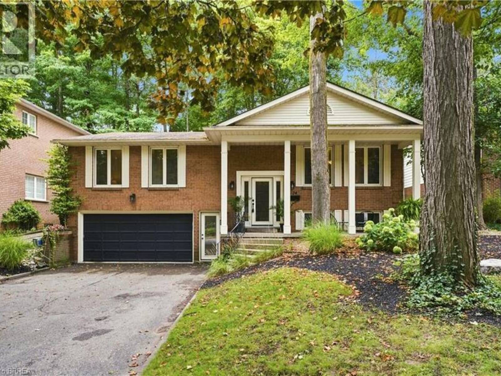 24 PRIMROSE Path, Kitchener, Ontario N2E 2R2