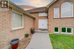 64 BLACKFRIAR Lane | Brantford Ontario | Slide Image Three