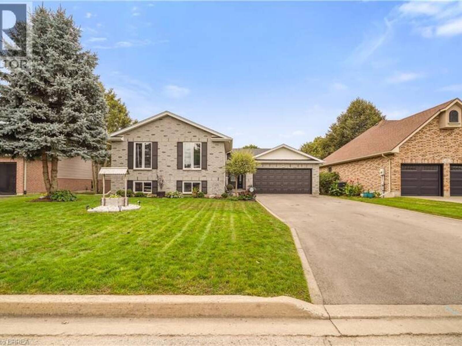 26 MACPHERSON Drive, Paris, Ontario N3L 4C6
