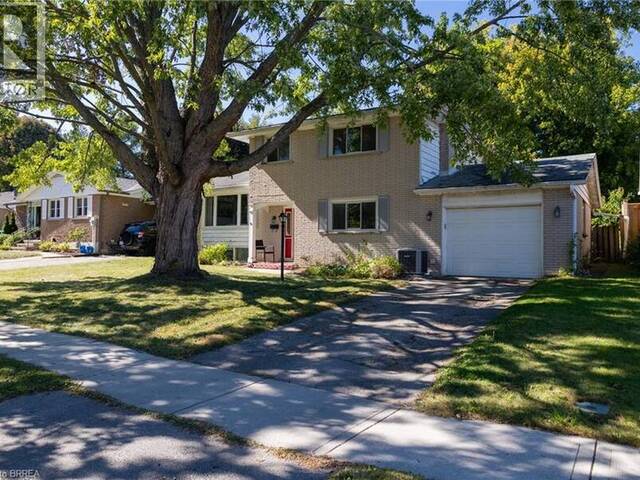52 BRIER PARK Road Brantford Ontario, N3R 3P7 - 3 Bedrooms Home For Sale