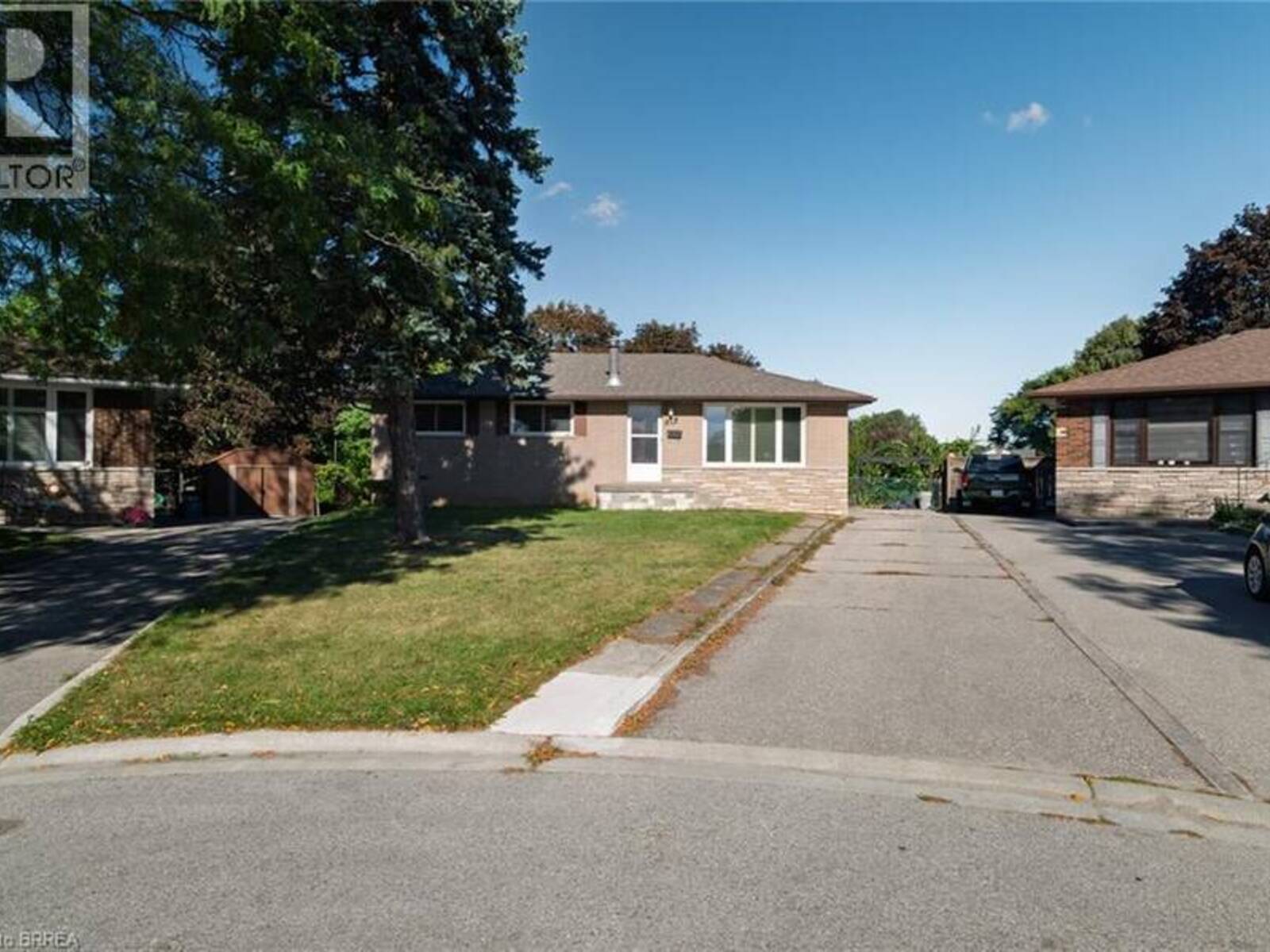 19 GILLRIE Court, Brantford, Ontario N3R 3A1
