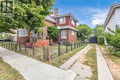 113 SYDENHAM Street | Brantford Ontario | Slide Image Two