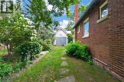 17 LINCOLN Avenue | Brantford Ontario | Slide Image Five