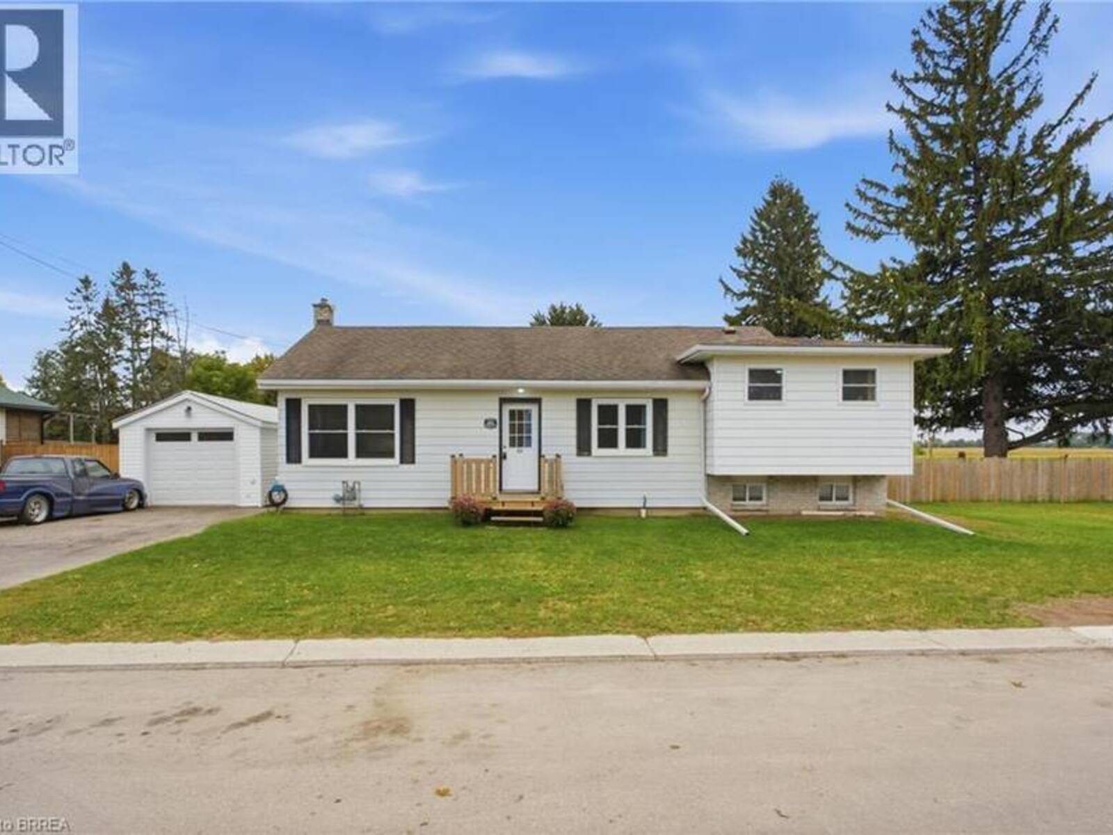 60 RAILWAY Street W, Blandford-Blenheim, Ontario N0J 1V0