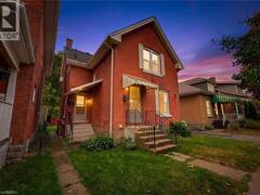148 ALBION Street Brantford Ontario, N3T 3M9