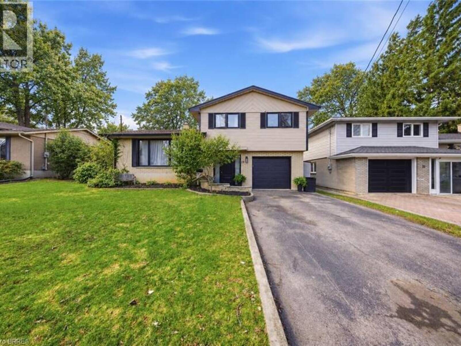 29 ALLWOOD Street, Brantford, Ontario N3R 2V2