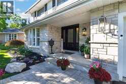 20 JAPONICA Crescent | Brantford Ontario | Slide Image Five