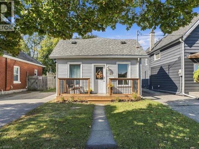 41 GORDON Street Brantford Ontario, N3S 2N1 - 3 Bedrooms Home For Sale