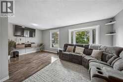 6 DEERFIELD Parkway | Thorold Ontario | Slide Image Five