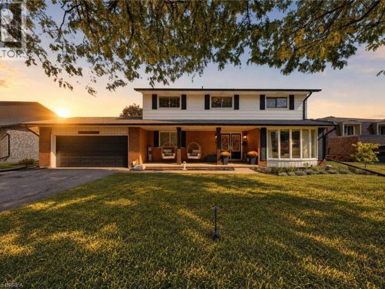 25 CEDARLAND Drive, Brantford, Ontario N3R 6G9