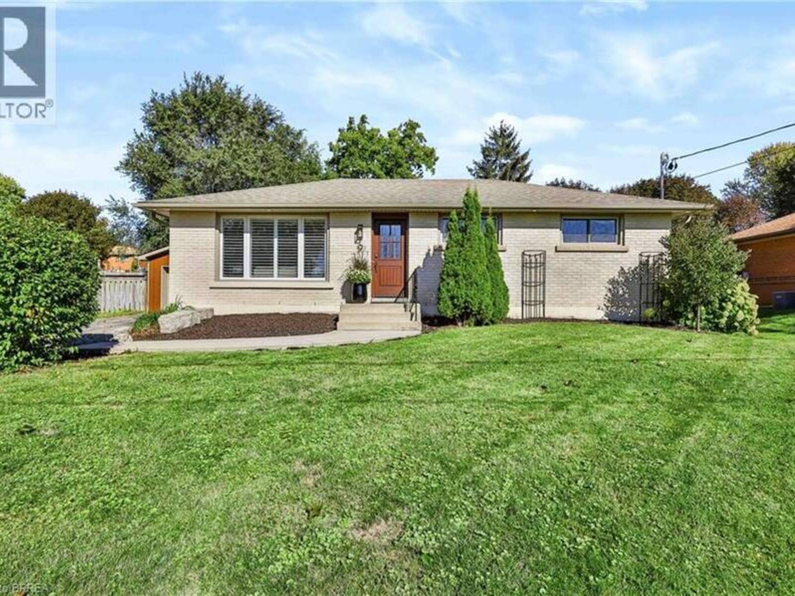 9 PHILLIP Street, Brant, Ontario N0E 1N0