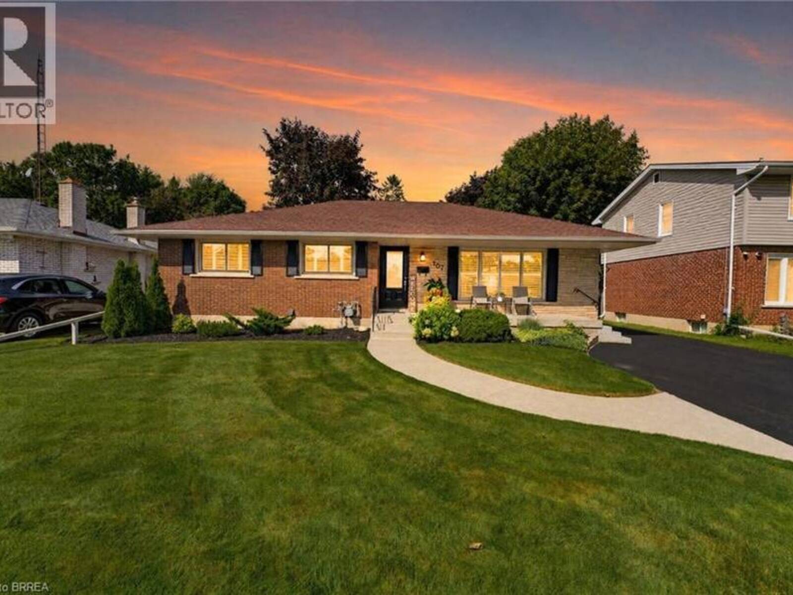 107 PUSEY Boulevard, Brantford, Ontario N3R 2S6