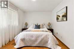 22 APPLEWOOD Crescent | Guelph Ontario | Slide Image Nineteen