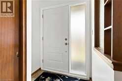 22 APPLEWOOD Crescent | Guelph Ontario | Slide Image Two