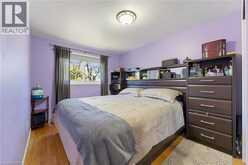 9 ONSLOW Court | Oakville Ontario | Slide Image Ten