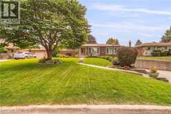 25 BRIER Crescent | Brantford Ontario | Slide Image Three