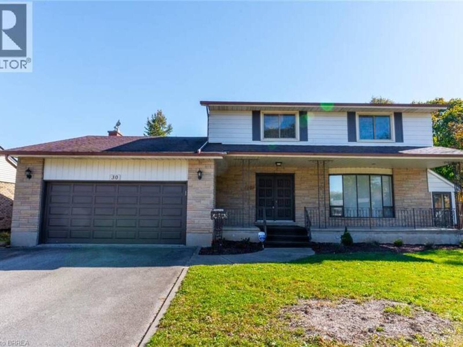 30 WOODWAY Trail, Brantford, Ontario N3R 6G7