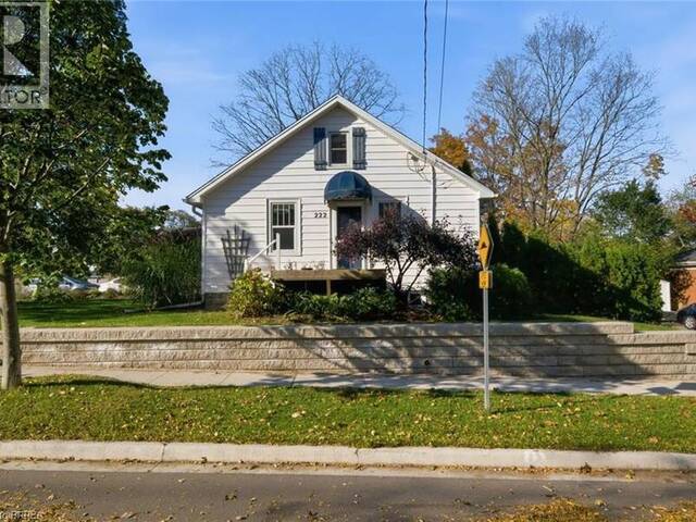 222 ST GEORGE Street Brantford Ontario, N3R 1W7 - 5 Bedrooms Home For Sale