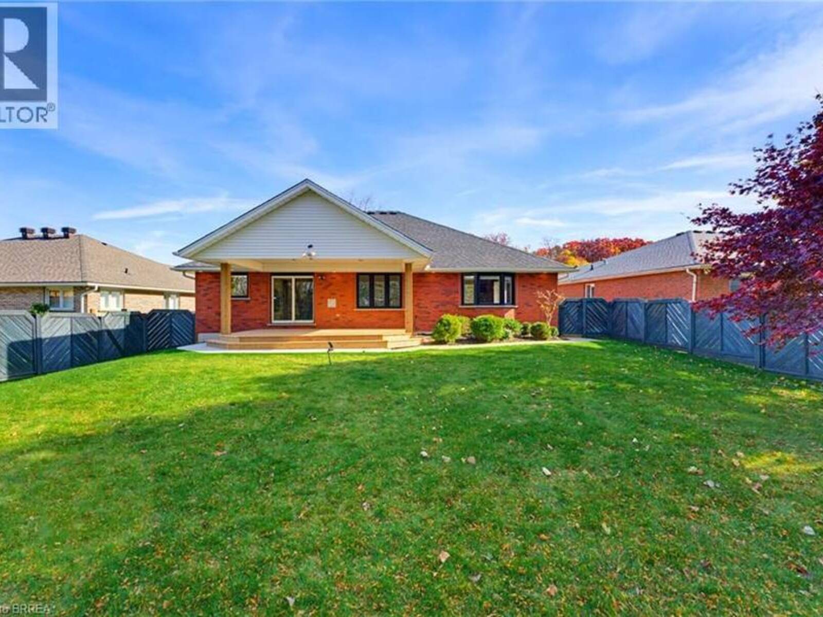 12 MACBRIDE Court, Brantford, Ontario N3T 6J1