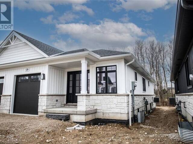 139 JACK'S Way Mount Forest Ontario, N0G 2L4