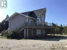 56 SILVERSIDES POINT Drive | Northern Bruce Peninsula Ontario | Slide Image Four