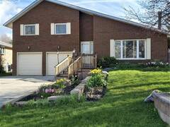 4 KARIN Crescent Walkerton Ontario, N0G 2V0