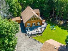 20 SANDY PINES Trail Sauble Beach Ontario, N0H 2G0