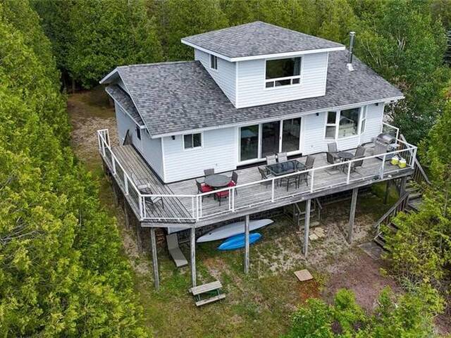 952 DORCAS BAY Road Northern Bruce Peninsula Ontario, N0H 2R0