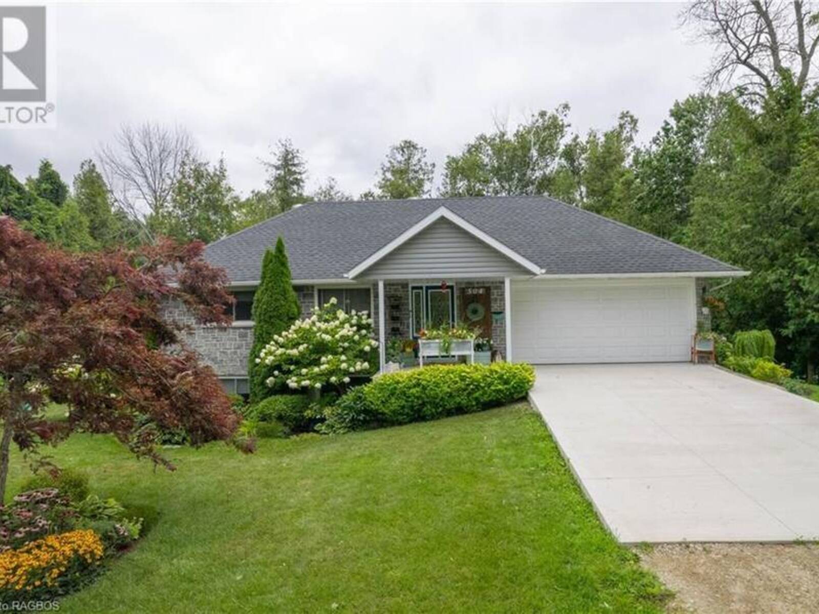 504 FAWN Ridge W, Point Clark, Ontario N0G 2R0