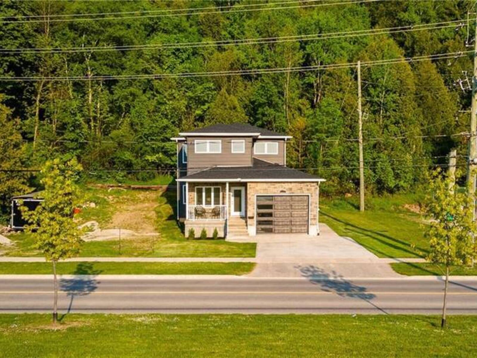 2375 3RD Avenue E, Owen Sound, Ontario N4K 2M5